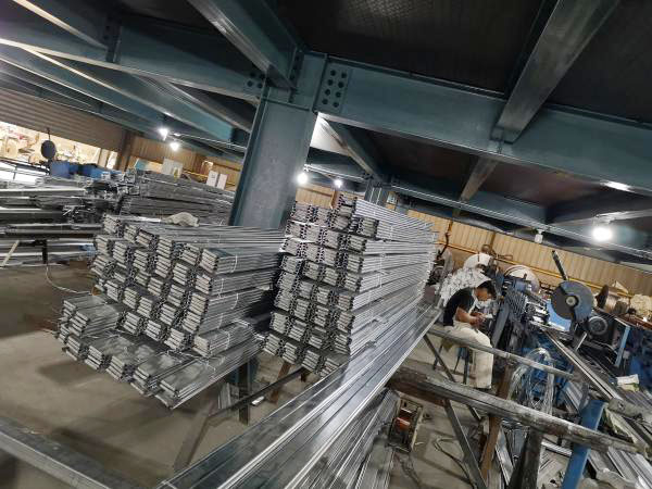 防火卷簾門車間